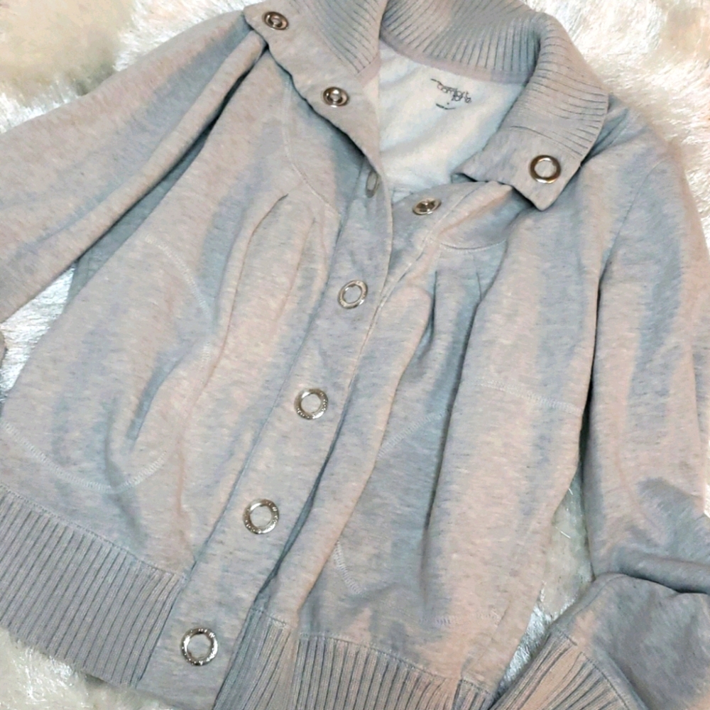 Sweater - Picture 2 of 2